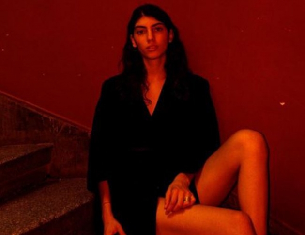Öykü Baştaş kendini öyle birine benzetti ki! 24