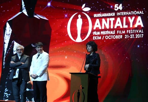 54. Antalya Uluslararası Film Festivali'nde ödüller sahiplerini buldu! 42