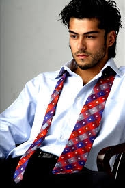 Burak Özçivit'in Best Model yarışmasındaki hali görenleri şaşkına çevirdi! 16