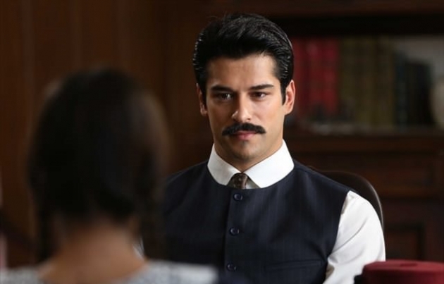 Burak Özçivit'in Best Model yarışmasındaki hali görenleri şaşkına çevirdi! 20