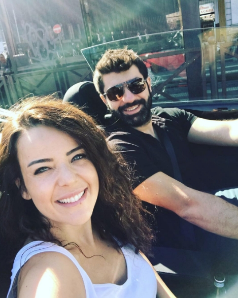 Ünlü sunucu Nursel Ergin yuva yıktı! 9
