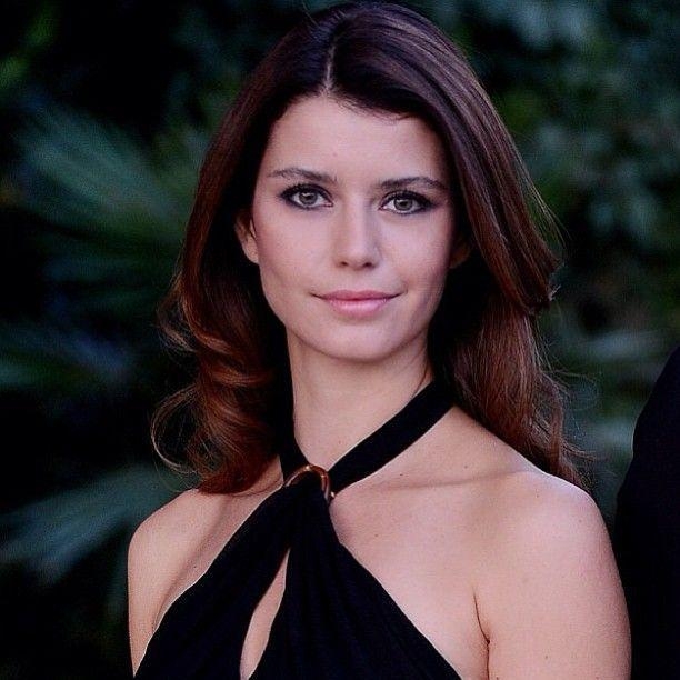Beren Saat mum gibi eriyip bitti! 1