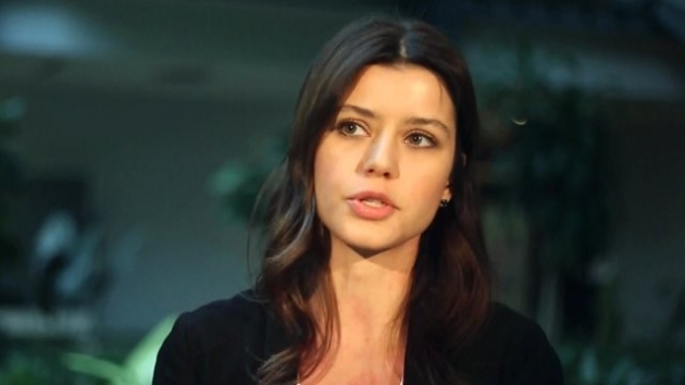 Beren Saat mum gibi eriyip bitti! 24