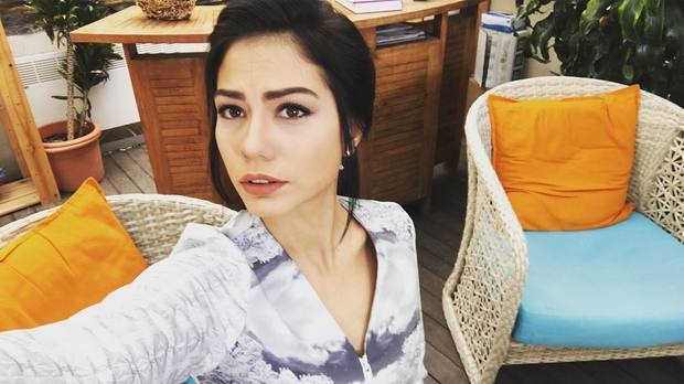 Bu sevimli kız çocuğu şimdi Türkiye'nin parlayan yıldızlarından! 21