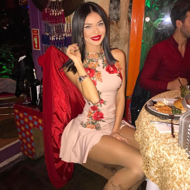 Cansu Taşkın'dan takipçisine cüretkar cevap! 23