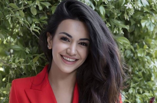 Şilan Makal, oyunculuk basamaklarını bu kadar kısa sürede nasıl çıktığını anlattı! 4