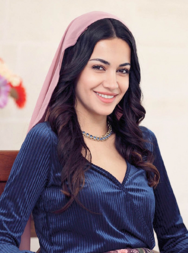 Şilan Makal, oyunculuk basamaklarını bu kadar kısa sürede nasıl çıktığını anlattı! 23