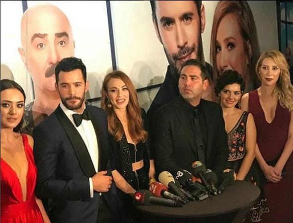 Gupse Özay, Barış Arduç'un yanından ayrılmadı! 16