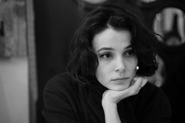 Büşra Develi oyunculukta yaşadığı iniş ve çıkışları Miss Vogue Türkiye'ye anlattı! 18