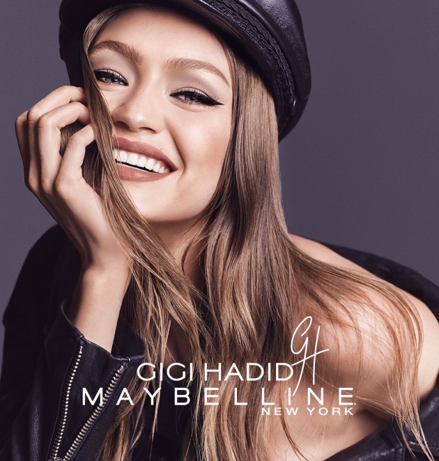 Gigi Hadid dünyaca ünlü kozmetik markasıyla güzelliğini ortaya koydu! 28