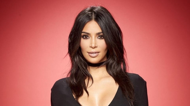 Kim Kardashian bebeğinin cinsiyetini duyurdu! 2