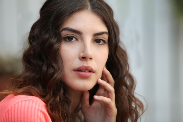 Deniz Baysal sürpriz bir kararla herkese veda etti! 18