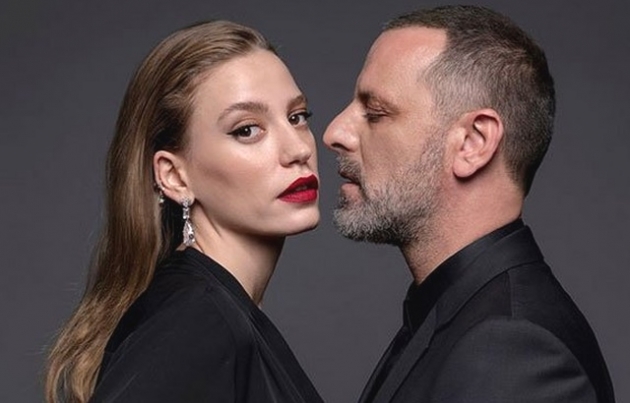 Serenay Sarıkaya cesur sahneleriyle hayranlarını şaşırtıyor! 24