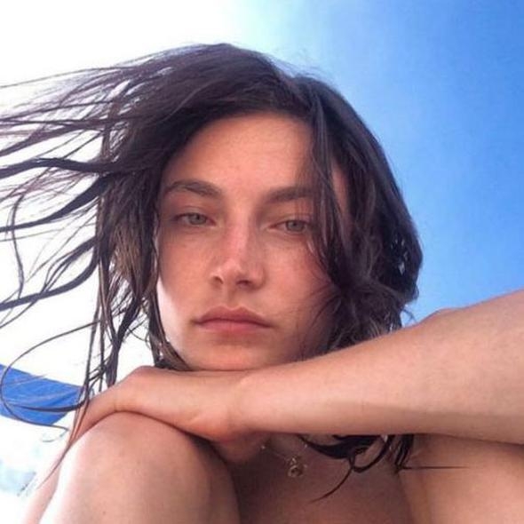 Victoria Secret meleklerinin doğal halleri görenleri şoke ediyor! 6