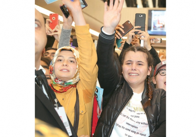 'Kardeşim Benim 2' galasında ustaya saygısız hareket! 6