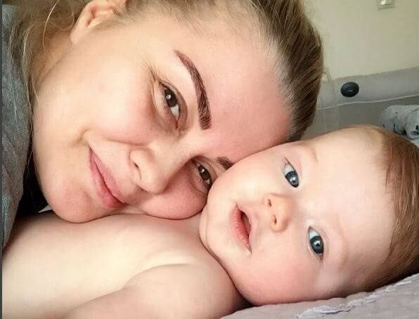 Didem Uzel'in oğlu tatlılığıyla Instagram fenomeni oldu! 8