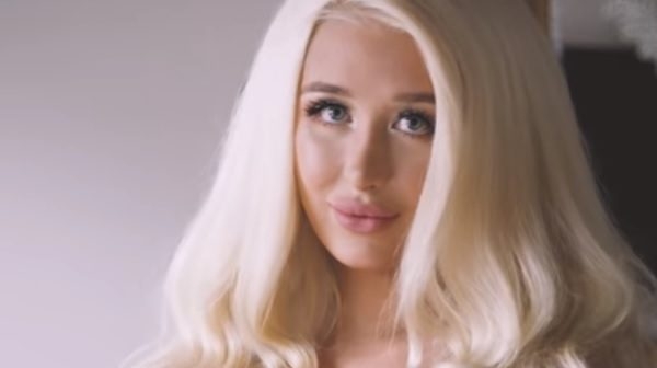 Barbie'ye benzemek için ölümü dahi göze aldı! 14