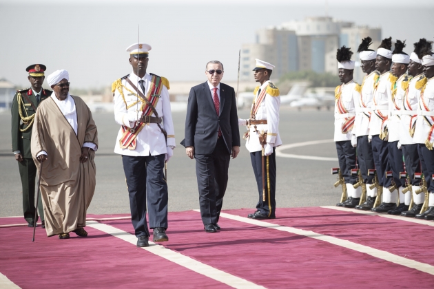 Cumhurbaşkanı Erdoğan Sudan'da... 10