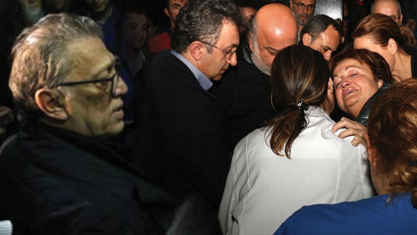 Reina katliamı, başkanlık sistemi referandumu, dev rüzgar enerjisi ihalesi, sporda tarihi başarılar! 52