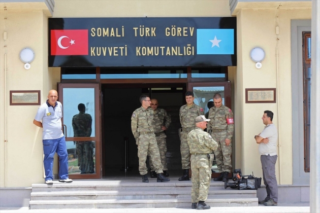 Reina katliamı, başkanlık sistemi referandumu, dev rüzgar enerjisi ihalesi, sporda tarihi başarılar! 36