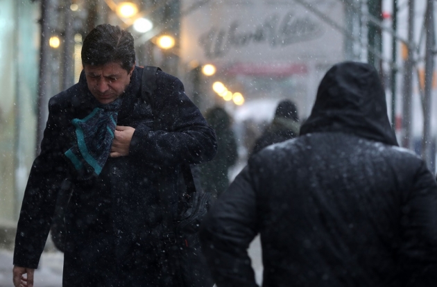Bomba Kasırgası acil durum ilan ettirdi... 25
