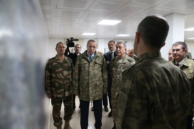 Cumhurbaşkanı Erdoğan'dan Hatay'daki harekat merkezine ziyaret... 14