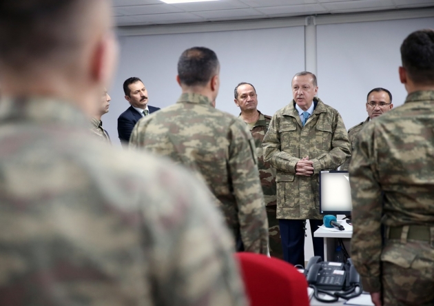 Cumhurbaşkanı Erdoğan'dan Hatay'daki harekat merkezine ziyaret... 9