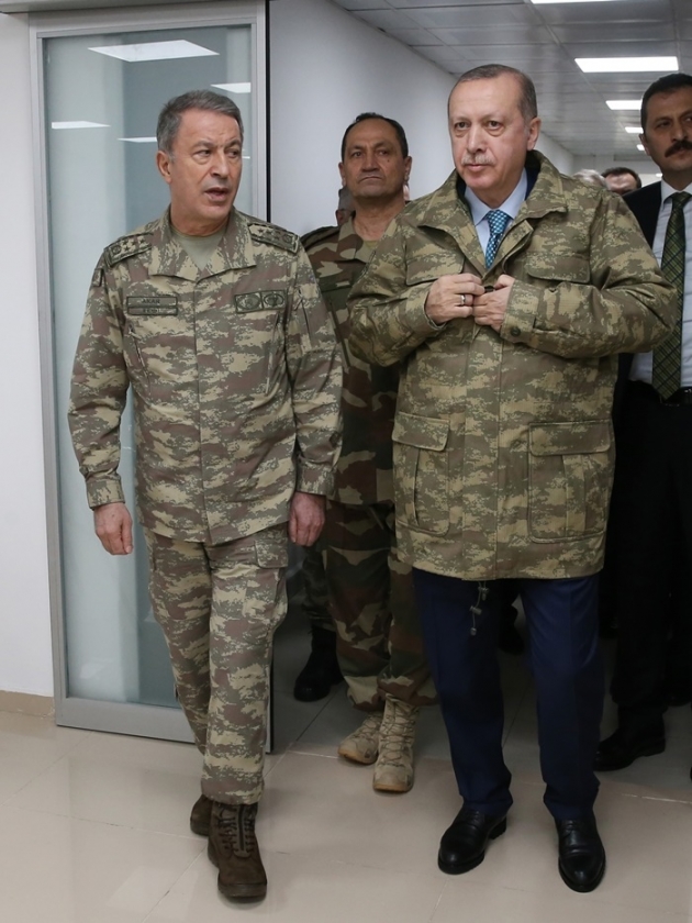 Cumhurbaşkanı Erdoğan'dan Hatay'daki harekat merkezine ziyaret... 1