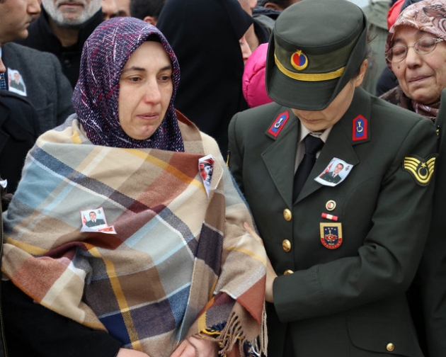 Afrin şehitleri Aktağ ve Akgül memleketlerine uğurlandı... 6