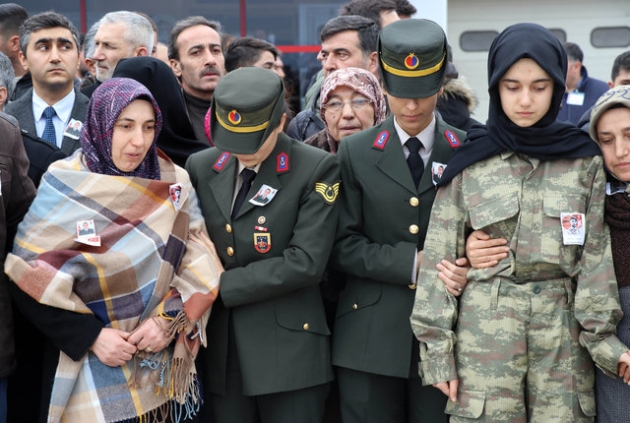 Afrin şehitleri Aktağ ve Akgül memleketlerine uğurlandı... 4