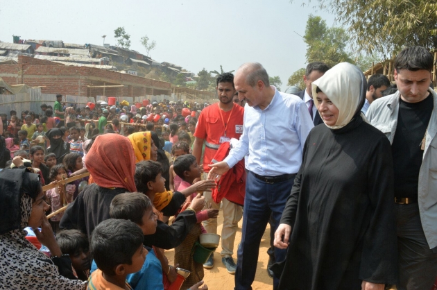 Numan Kurtulmuş mülteci kamplarını ziyaret etti / GALERİ 55