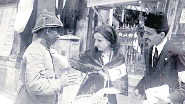 Kızılay 149 yıllık arşivini kullanıma açtı! 28