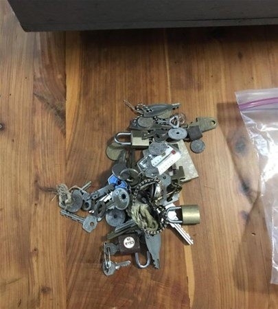 Tabutun içinden çıkanlar dehşete düşürdü! 17