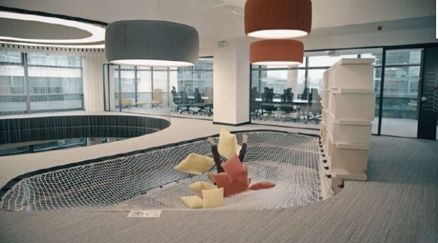 Herkesi imrendirecek bir ofis! Hem de İstanbul'da 2