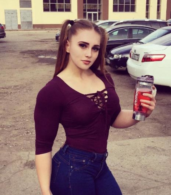 Sosyal medyanın yeni fenomeni 'Kaslı Barbie' 4