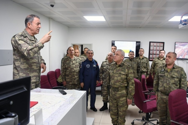 Hulusi Akar'dan sıfır noktasında denetleme... 14