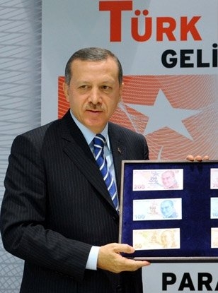 Cumhurbaşkanı Recep Tayyip Erdoğan'ın yaşamı ve siyasi kariyeri... 14