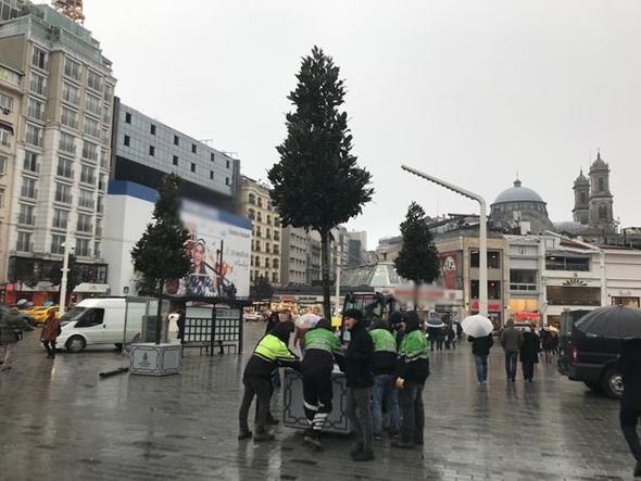 Taksim ve İstiklal Caddesi yeşillendiriliyor... 7