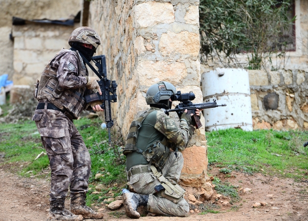 JÖH ve PÖH'ler Afrin'e girdi! 14