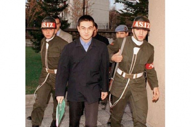 Hapis yatan ünlüler ve suçları! 4