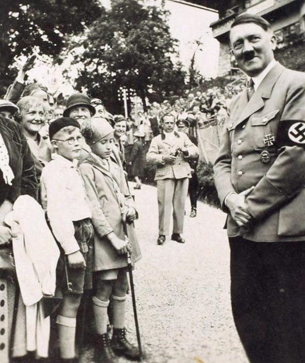Hitler'in sevgilisinin gizemli albümü! 6