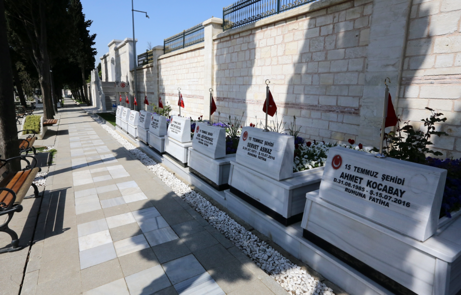 İstanbul Büyükşehir Belediye Meclisinden 15 Temmuz Şehitliği'ne onay 8
