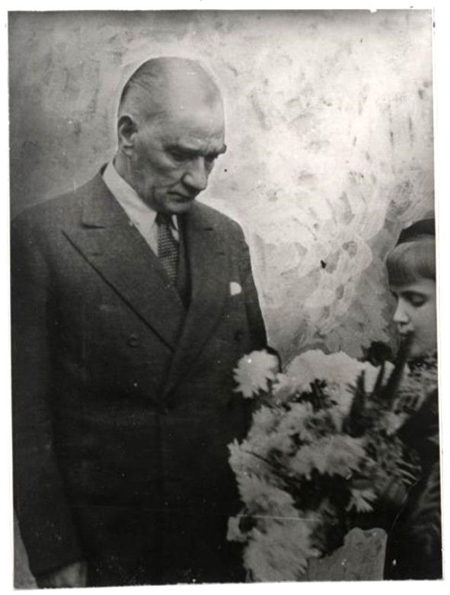 İşte Ulu Önder Atatürk'ün çocuk sevgisi! 11