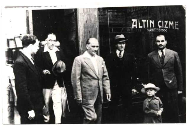İşte Ulu Önder Atatürk'ün çocuk sevgisi! 20