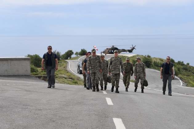 Org. Hulusi Akar ve komutanlar Ege'ye çıkarma yaptı! 6