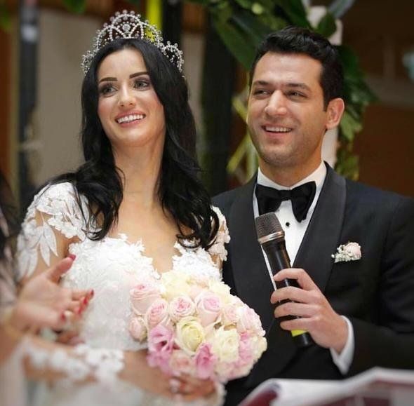 Murat Yıldırım eşi için kesenin ağzını açtı! 7