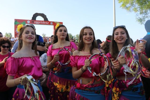 Edirne'de ateş yakıldı! Şenlik başladı... 7