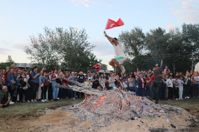 Edirne'de ateş yakıldı! Şenlik başladı... 19