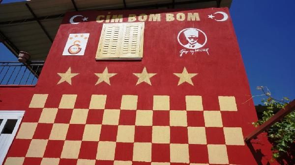 Fanatik Galatasaraylı evini sarı kırmızı boyadı! 8