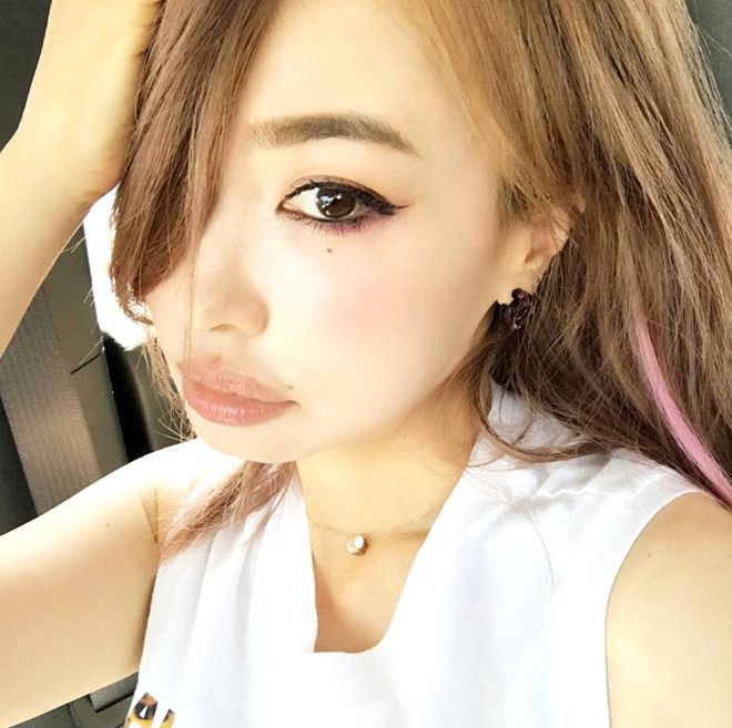 Japon modelin yaşını öğrenen donup kalıyor! 2